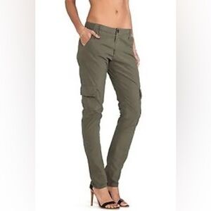 True Religion olive Celina Cargo Pants, Size 26